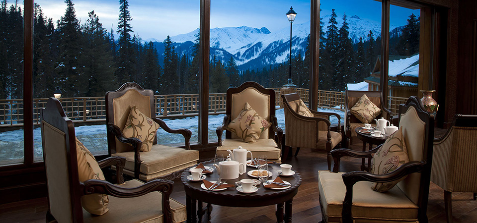Tea Lounge. Khyber Resort and Spa, Gulmarg